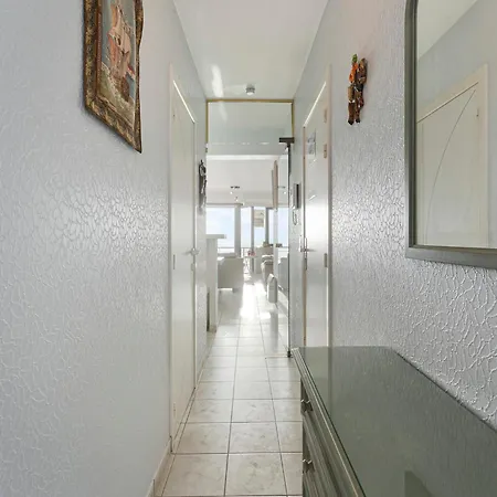 In With Marina Views Blankenberge