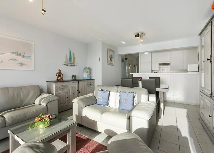 In With Marina Views Apartment Blankenberge